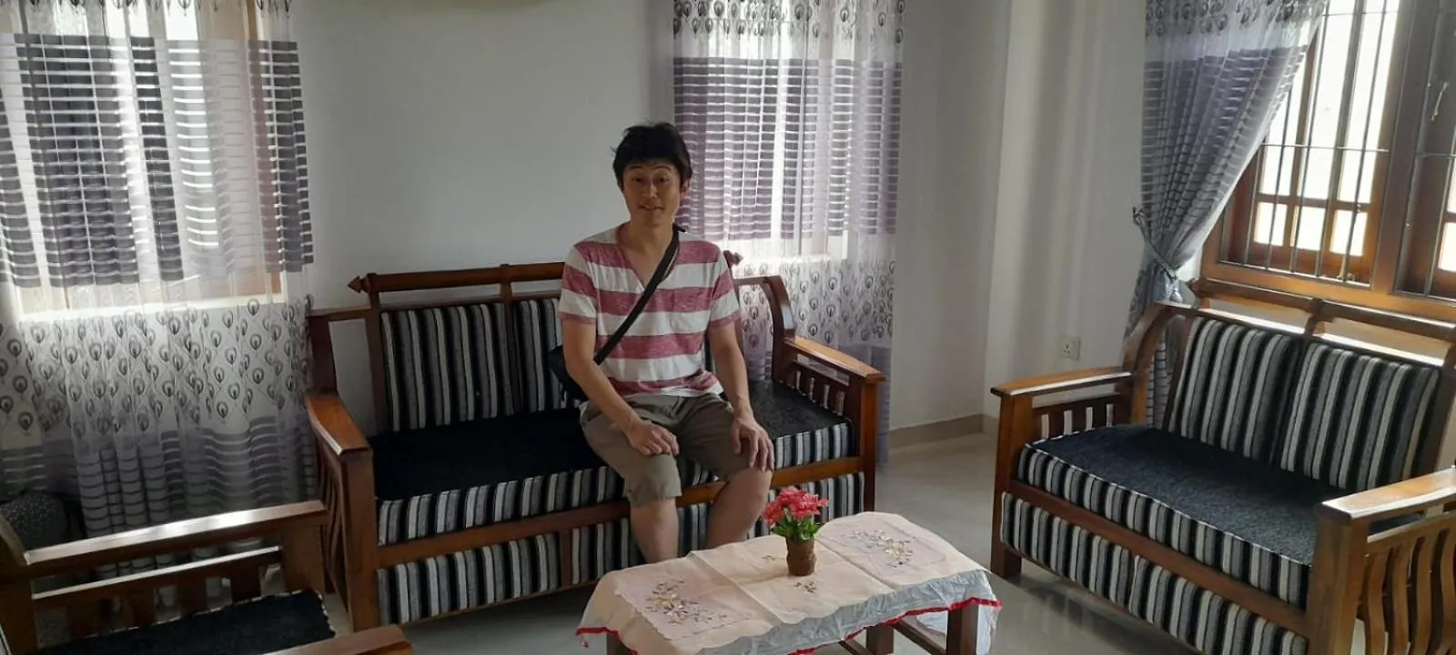 Randi Homestay 니곰보